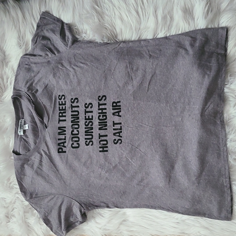 Tee shirt
